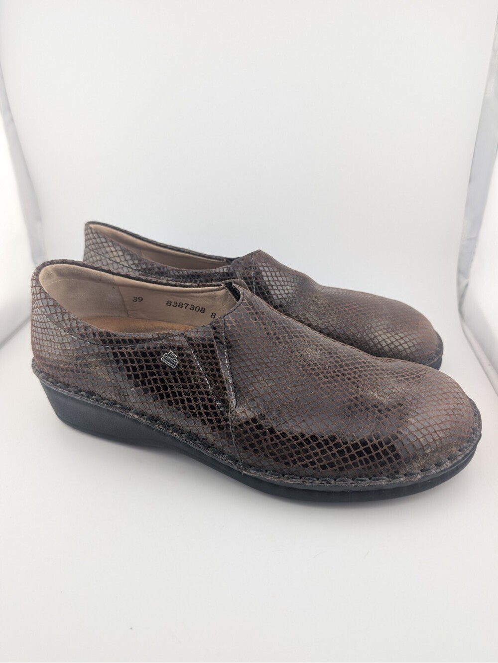 Finn Comfort Germany Women's Size 8 Brown Leather Clogs Snakeskin Pattern EU 39